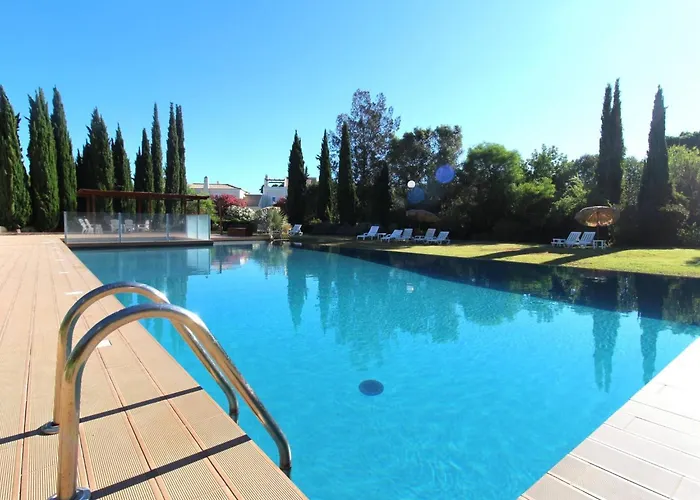 Country Club V2 In Vilamoura *